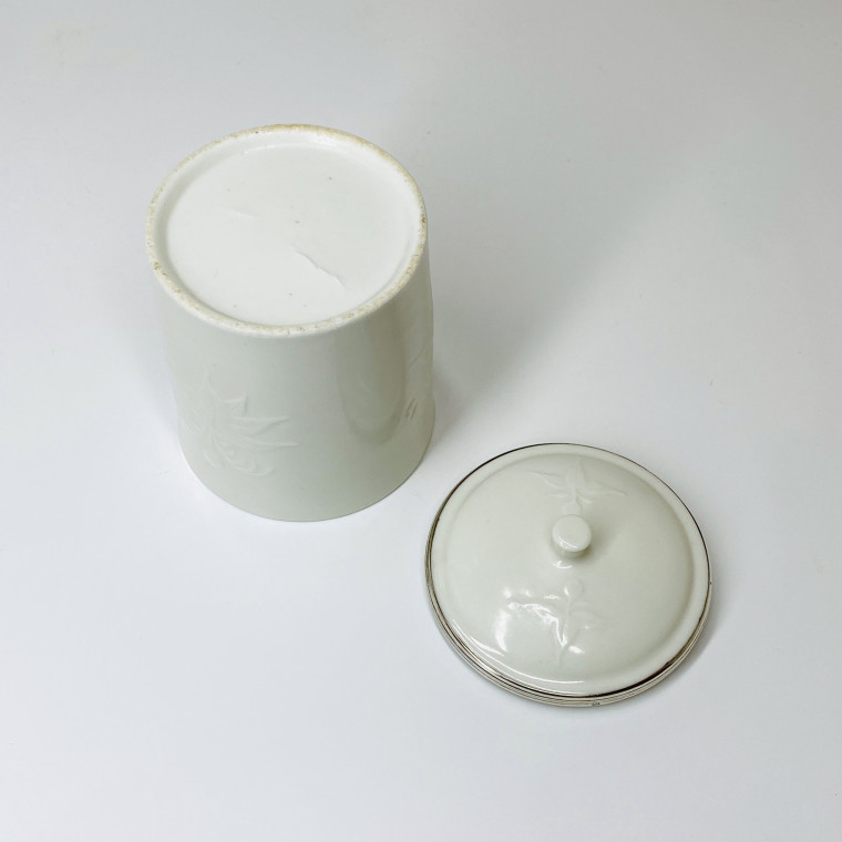 Saint-Cloud - Pair of ointment jars - Eighteenth century