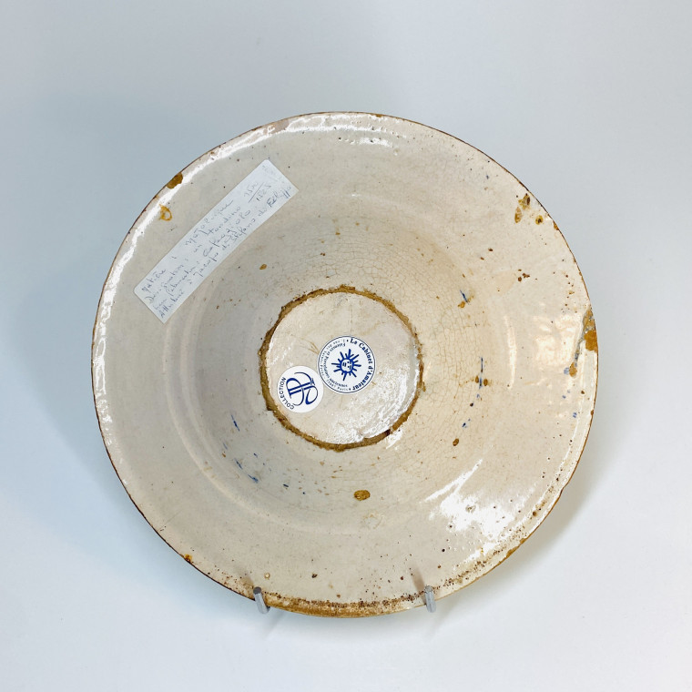 Tondino in majolica from Faenza or Duchy of Urbino - Sisteenth century