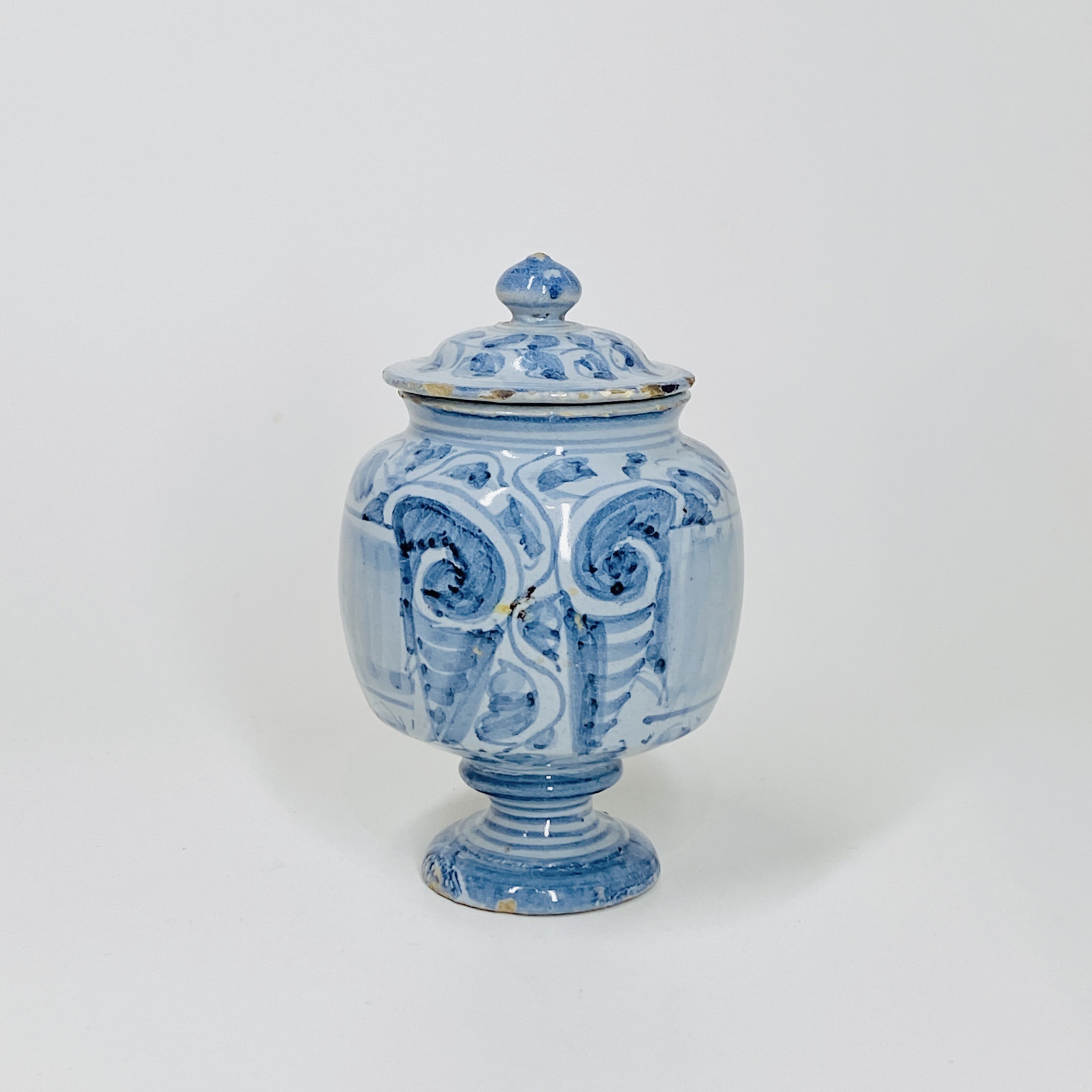 Pilulier couvert - Les Marches (Italie) - XVIIe siècle