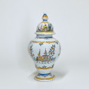 vase couvert en faïence de Rouen décor à la pagode - XVIIIe siècle