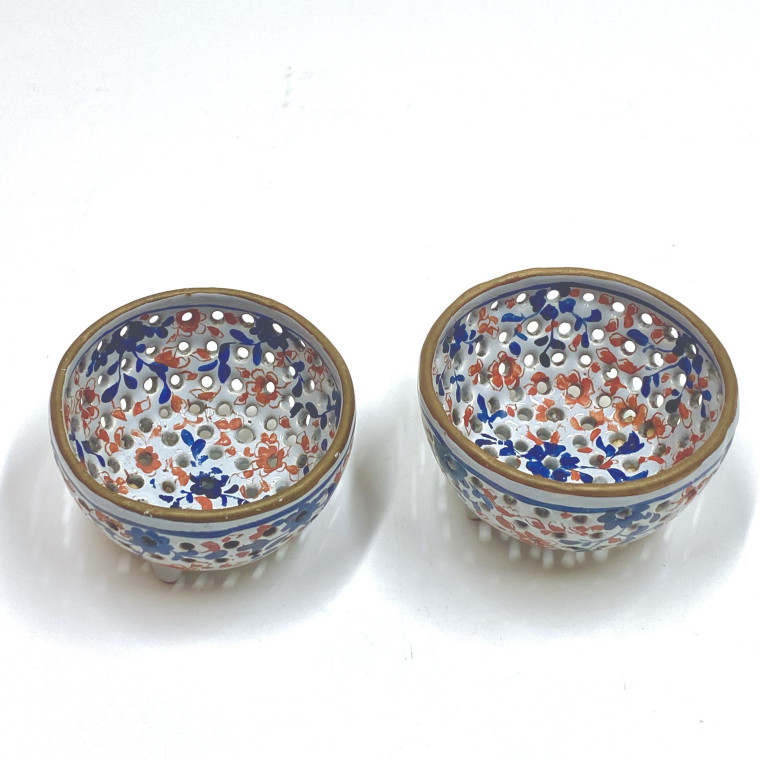 Pair of small earthenware drainers from Delft or Germany - Eighteenth century