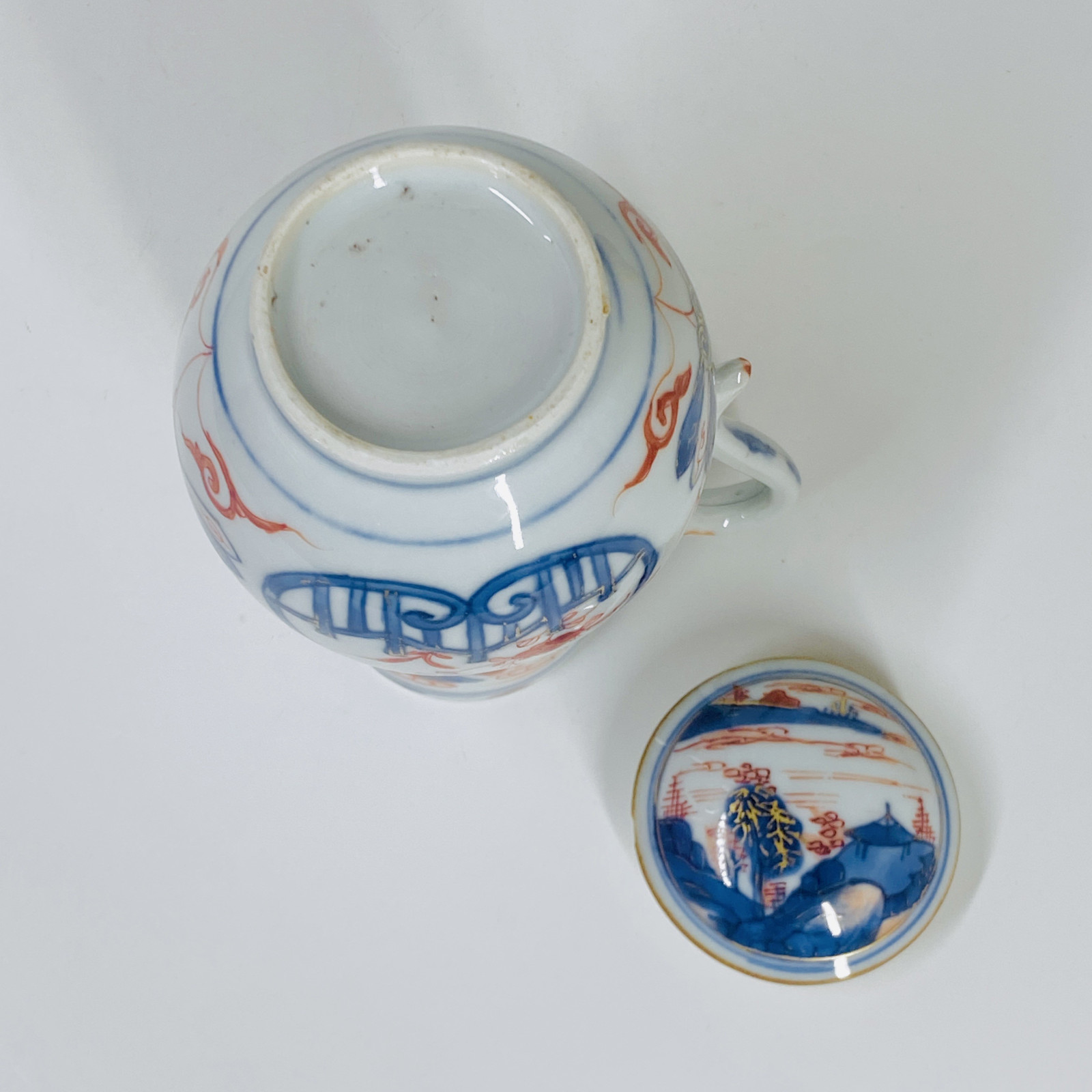 Chinese porcelain jug with Imari decoration - Eighteenth century