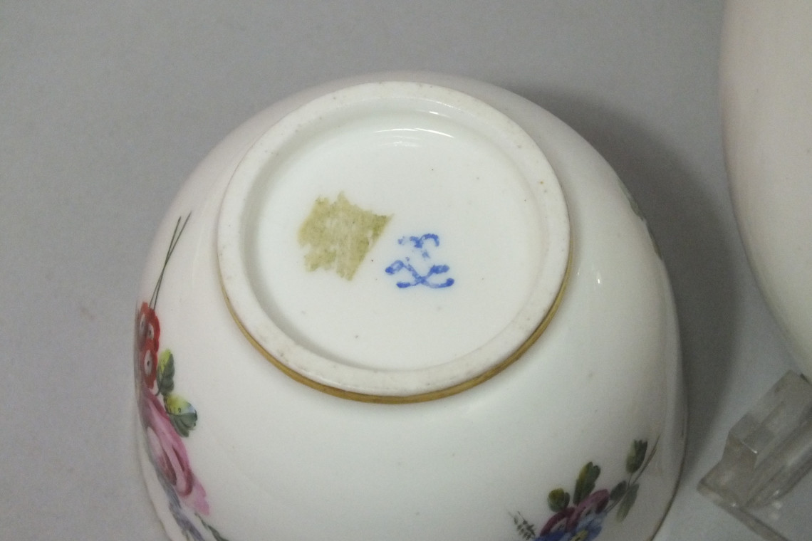 Sèvres - Pair of cups Bouillard - Eighteenth Century