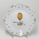Assiette en faïence de Nevers à décor au ballon - XVIIIe siècle