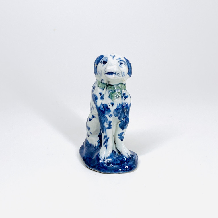 Delft - Statuette depicting a dog - Eighteenth century