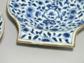 China - A pair of shells - Eighteenth Century - Kangxi period