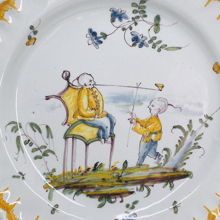 Plate depicting two Chinese - Eighteenth century