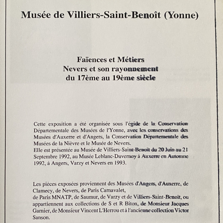Assiette en faïence à décor illustrant le métier de ramoneur  - Datée 1829