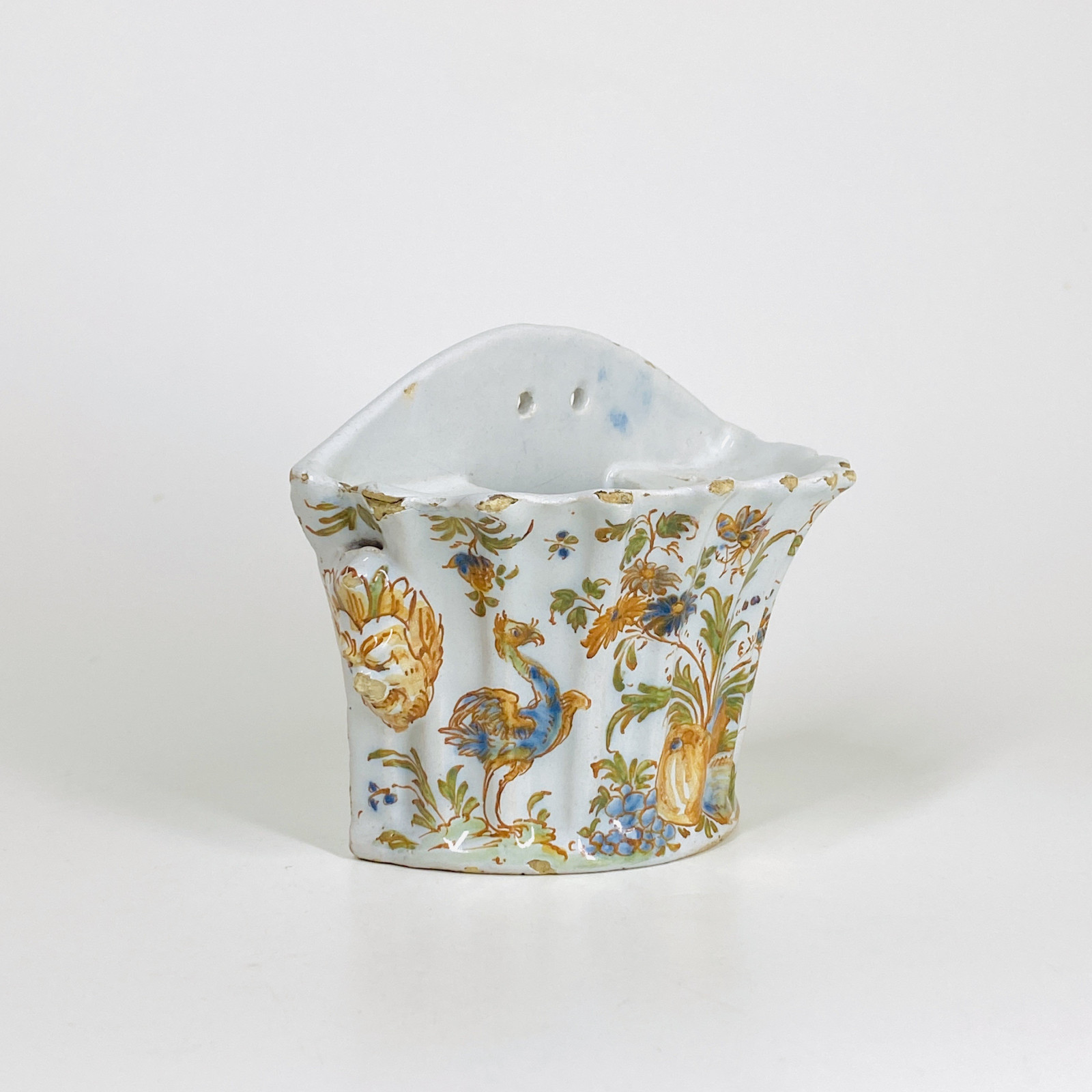 Lyon Earthenware wall flower vase With Ostrich - Eighteenth Century