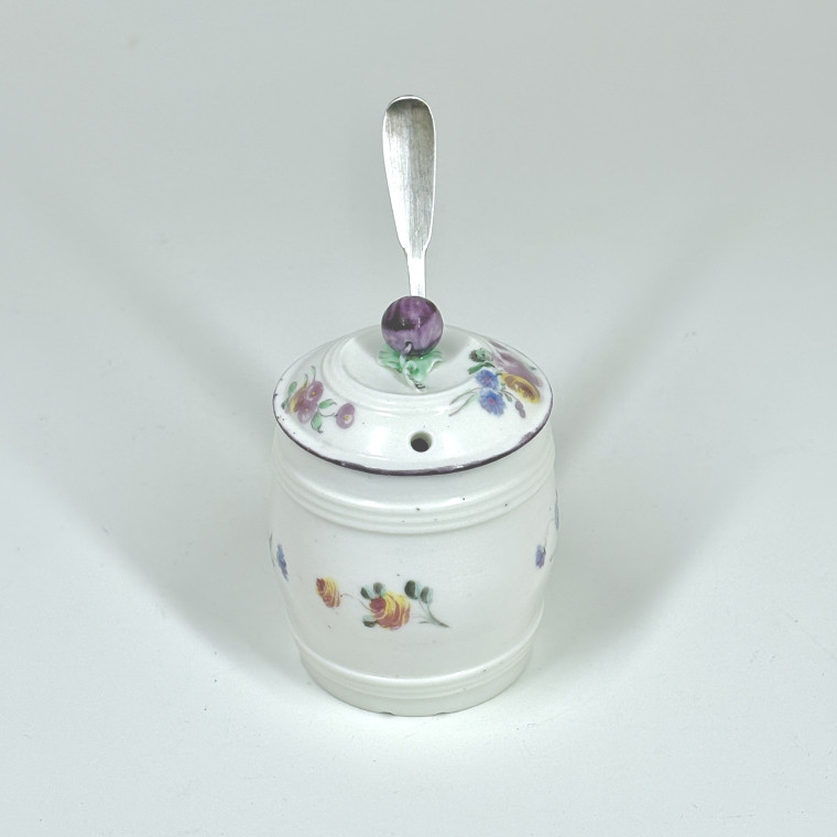 Mennecy porcelain mustard pot - Eighteenth century