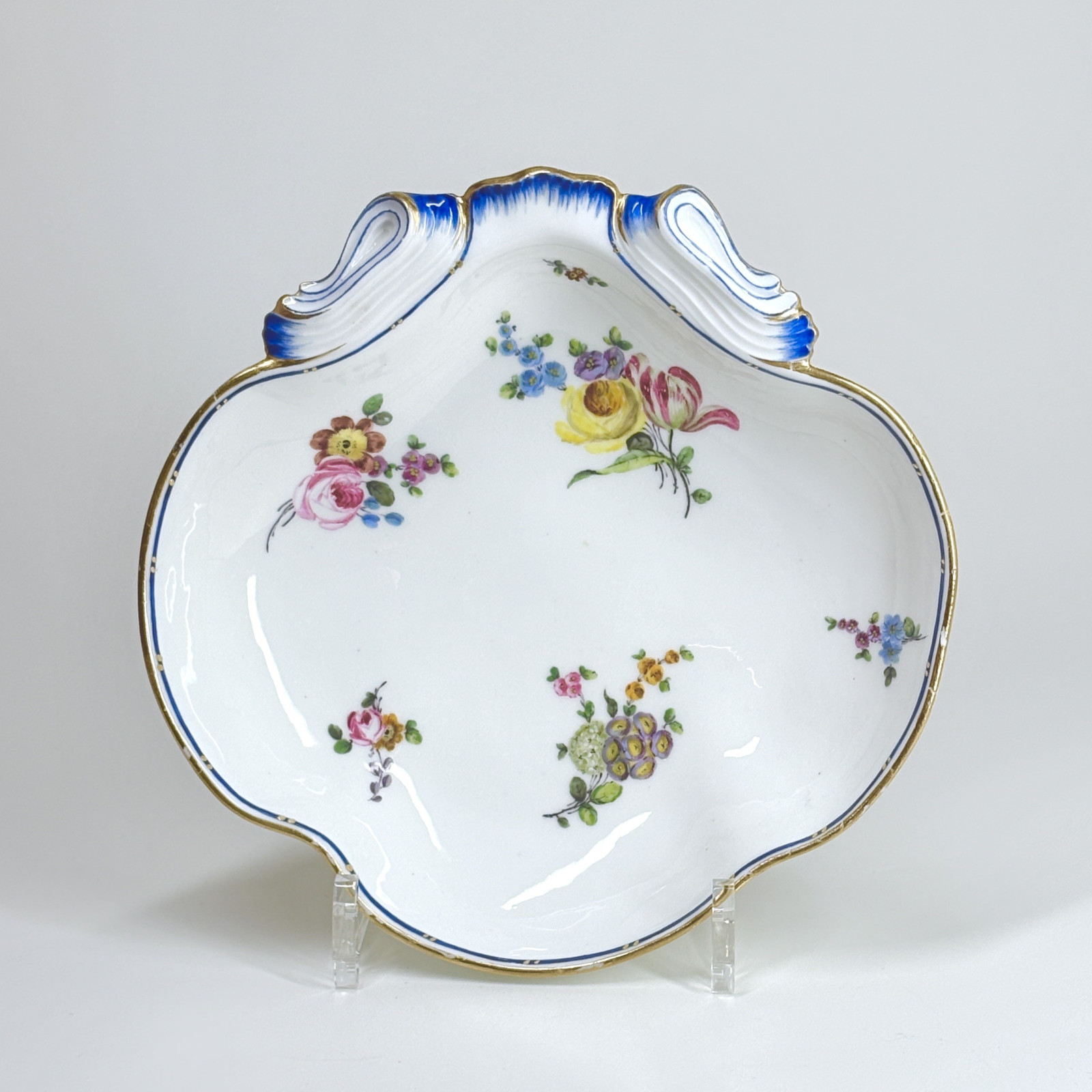 Compotier coquille en porcelaine tendre de Sèvres - XVIIIe siècle