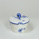 Butter dish in soft porcelain from Chantilly - Eighteenth century