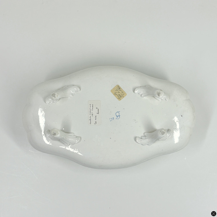 Porte huilier en porcelaine tendre de Chantilly - XVIIIe siècle