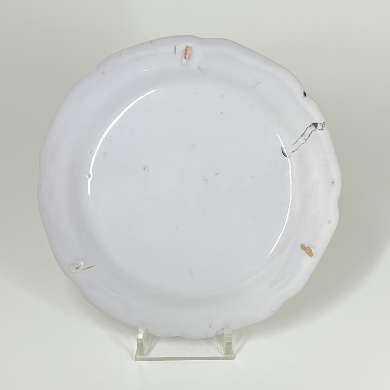 Rare assiette en faïence de Niderviller - XVIIIe siècle