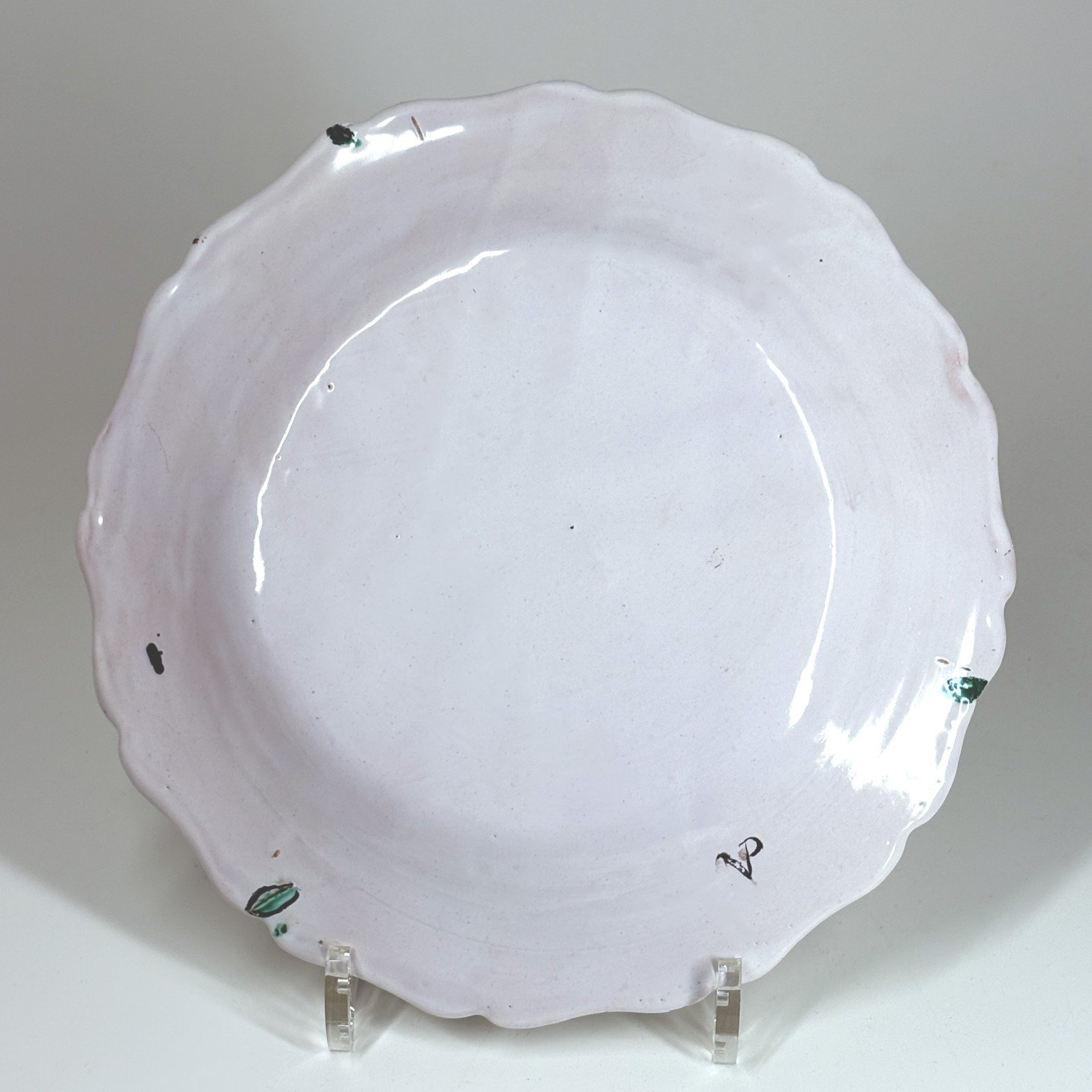 Assiette en faïence de Marseille - Manufacture de la Veuve Perrin - XVIIIe siècle