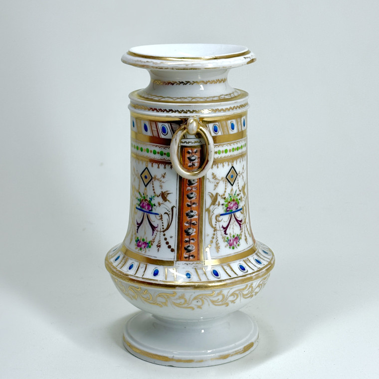 Vase en porcelaine de Bordeaux - Fin du XVIIIe siècle - VENDU