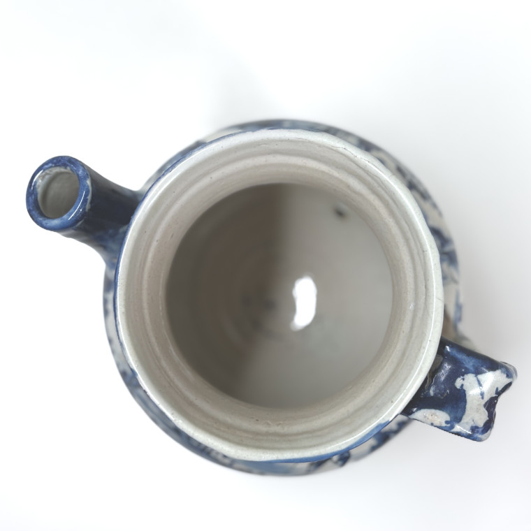 Chevrette armoriée en faïence de Savone - Fin du XVIIe siècle - VENDU