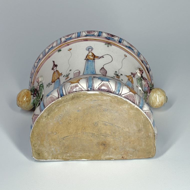 Moncaut earthenware flower vase (Southwest France) 18th century