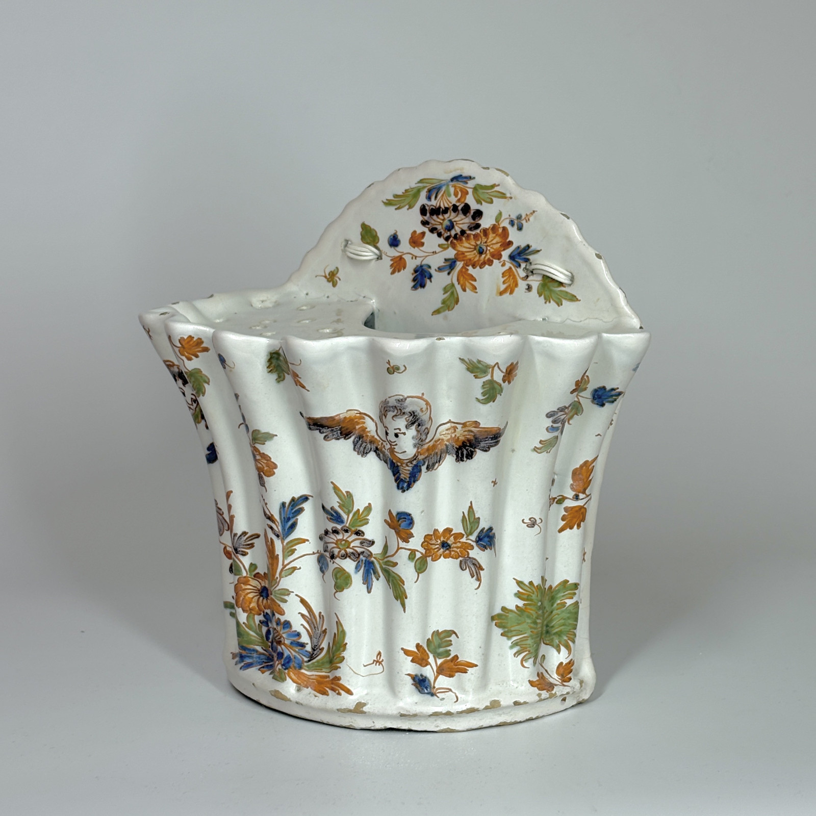 Large Lyon earthenwareFlower pick - Eighteenth century.