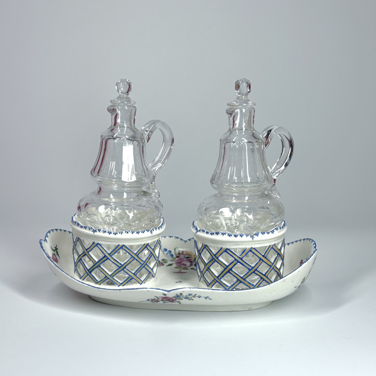 Mennecy porcelain oil cruet holder - 18th century