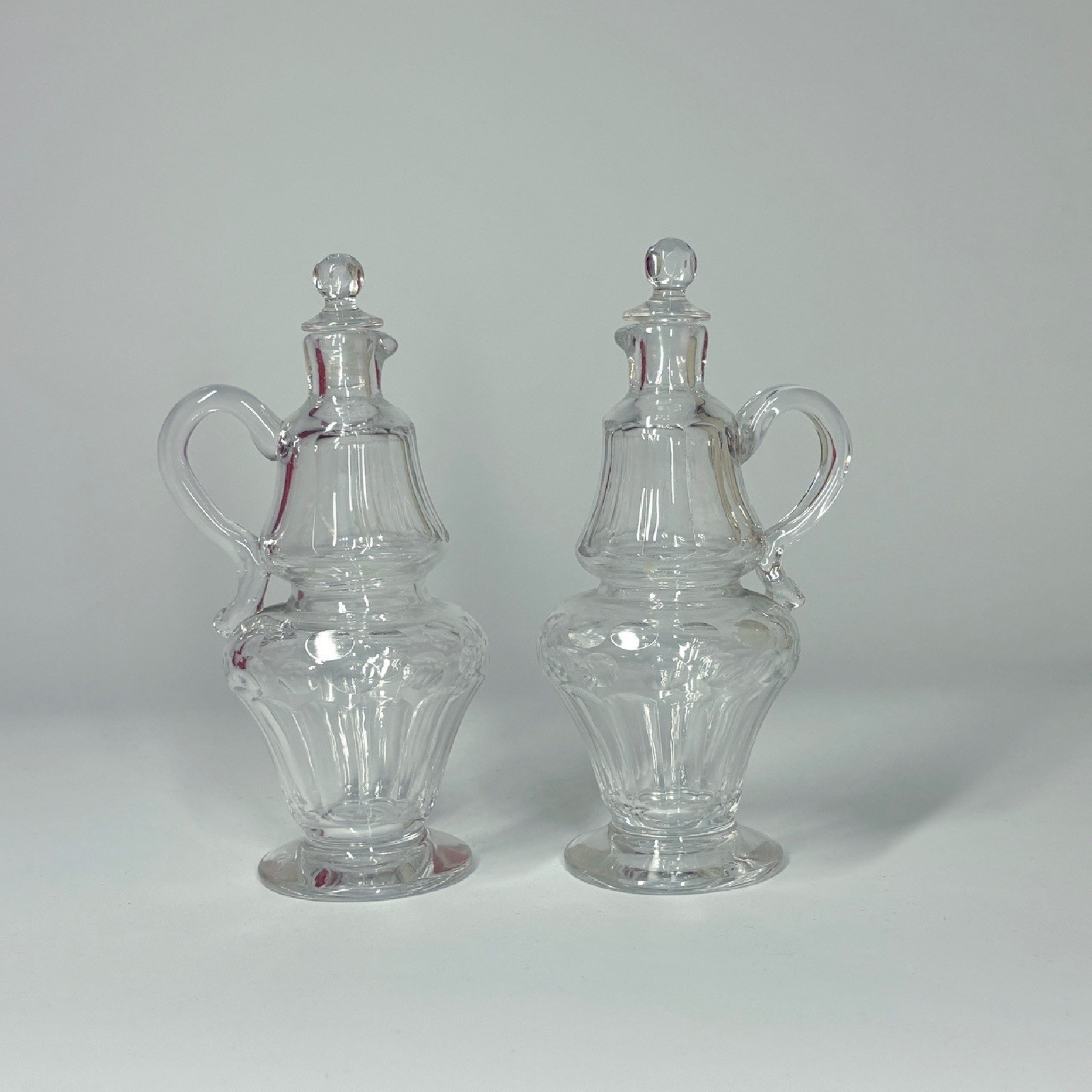 Mennecy porcelain oil cruet holder - 18th century