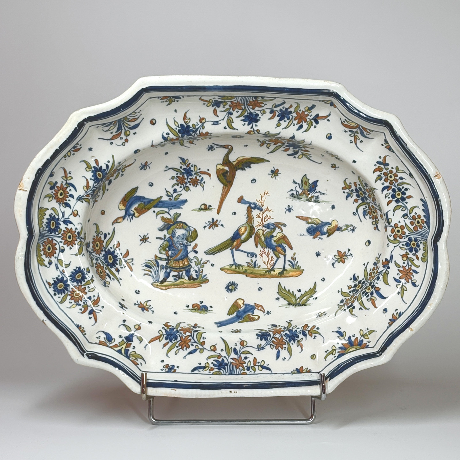 Plat en faïence d’Alcora - XVIIIe siècle - VENDU