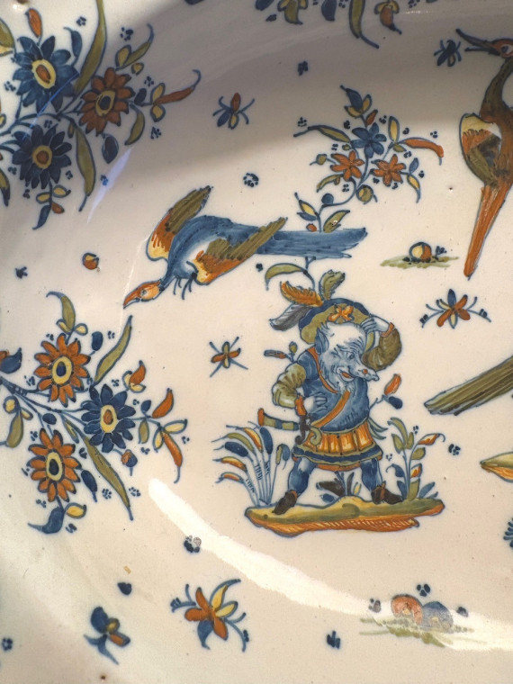 Plat en faïence d’Alcora - XVIIIe siècle - VENDU