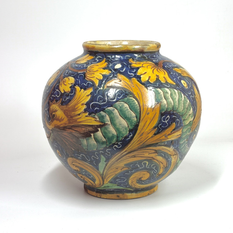 Ball-shaped majolica vase from Caltagirone in the Venetian style - 17th century - Reserved