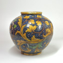 Ball-shaped majolica vase from Caltagirone in the Venetian style - 17th century - Reserved