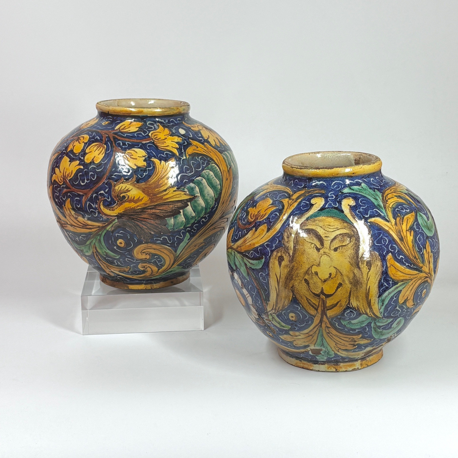 Caltagirone Majolica Ball Vase - 17th Century (2) - reserved