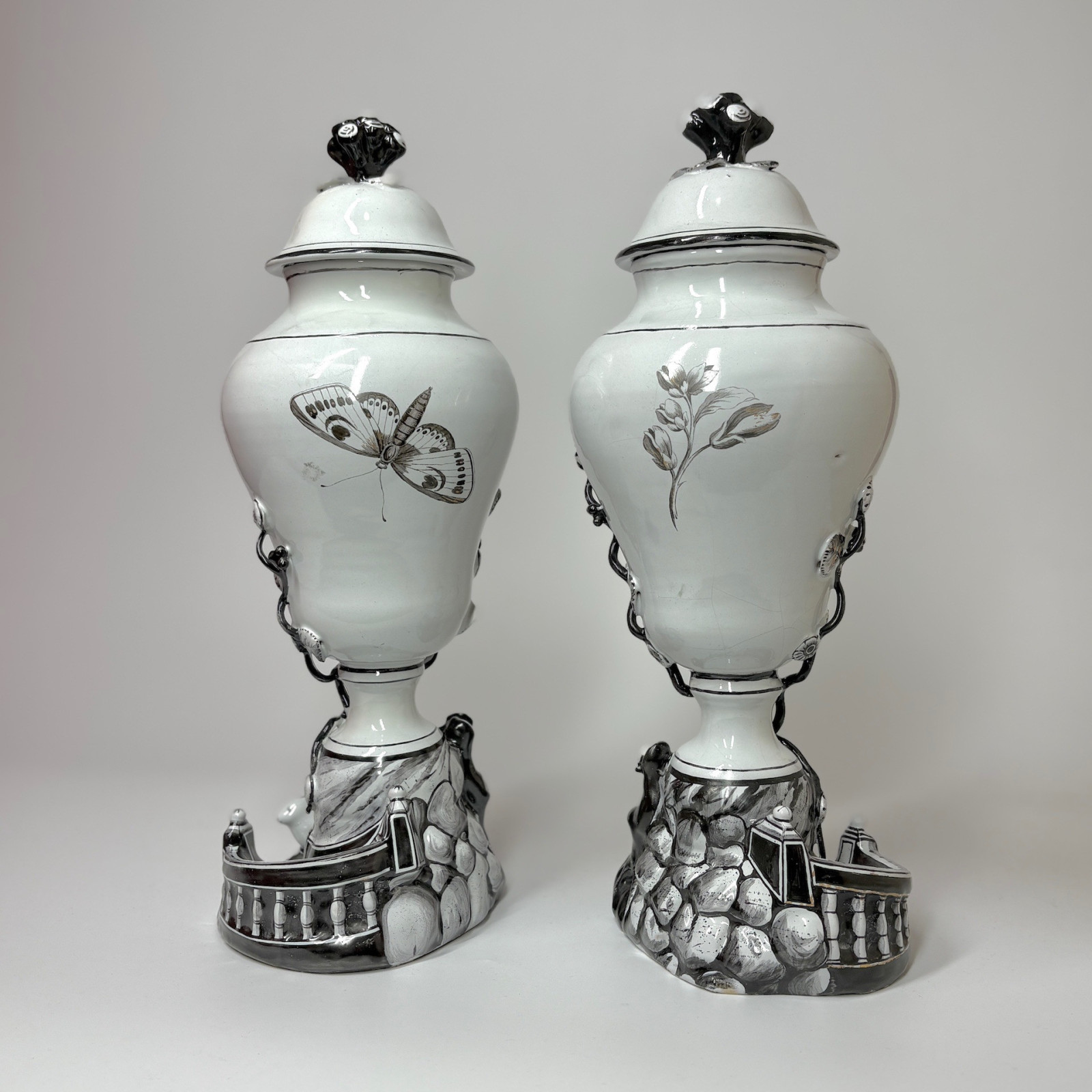 Pair of Marieberg Faience Vases (Sweden), 18th Century - Sold