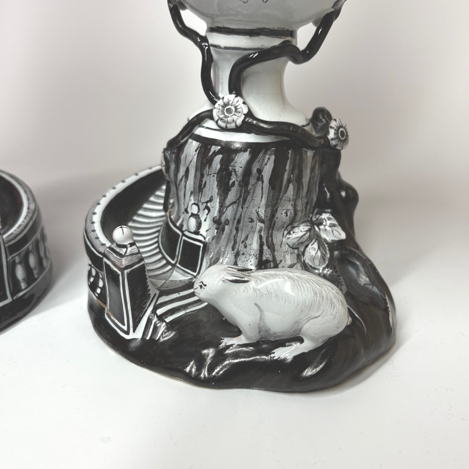 Pair of Marieberg Faience Vases (Sweden), 18th Century - Sold