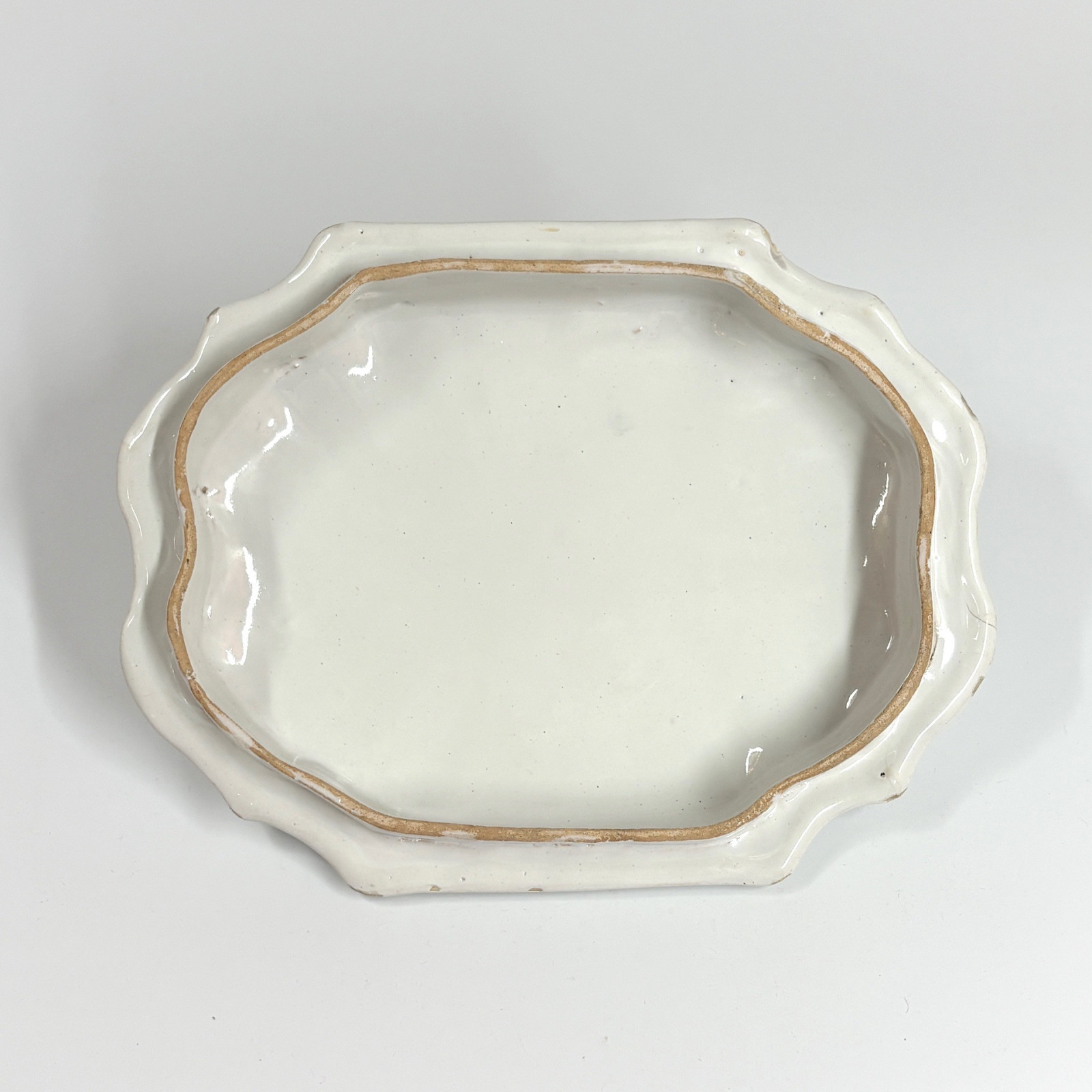 Terrine en faïence de Lyon - XVIIIe siècle