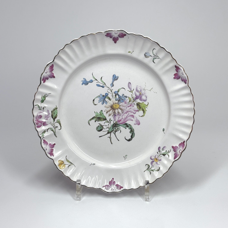 Assiette en faïence de Niderviller - XVIIIe siècle