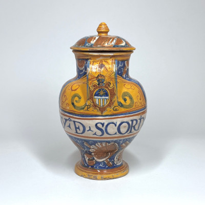 A seventeenth-century majolica pharmacy jar from Pesaro - SOLD