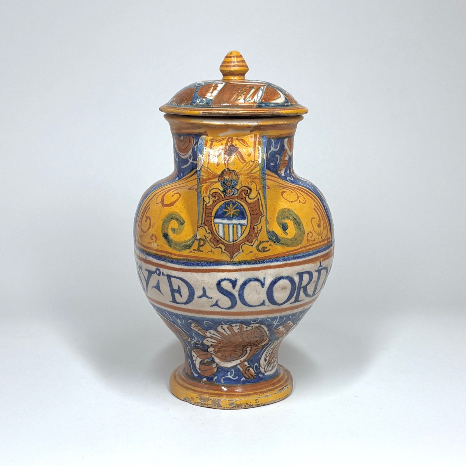 A seventeenth-century majolica pharmacy jar from Pesaro - SOLD