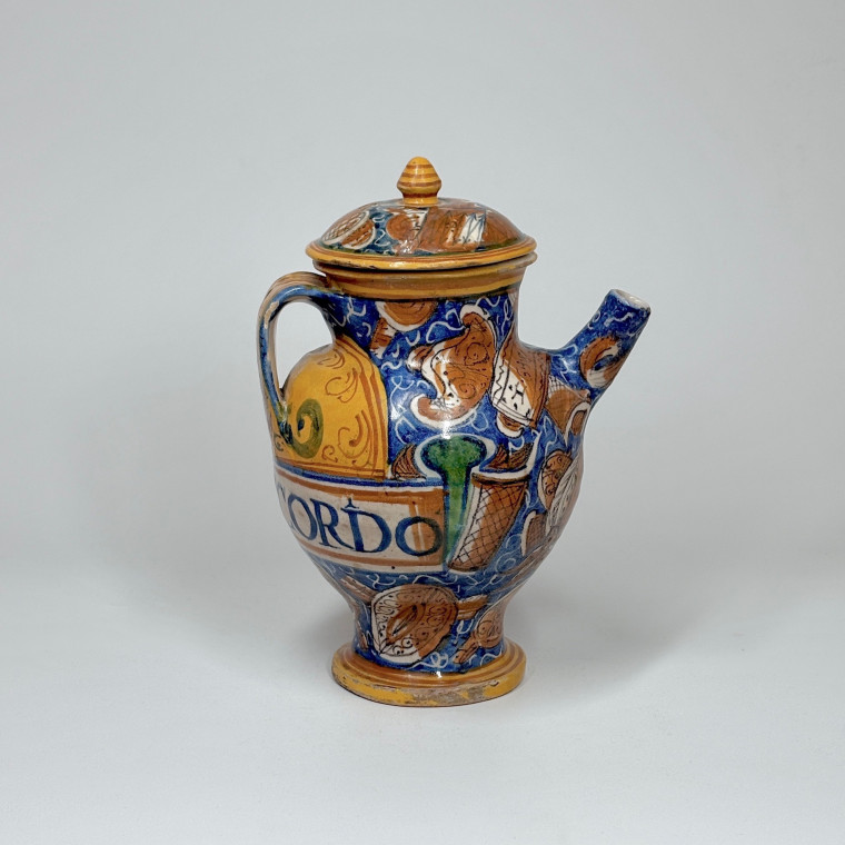 A seventeenth-century majolica pharmacy jar from Pesaro - SOLD