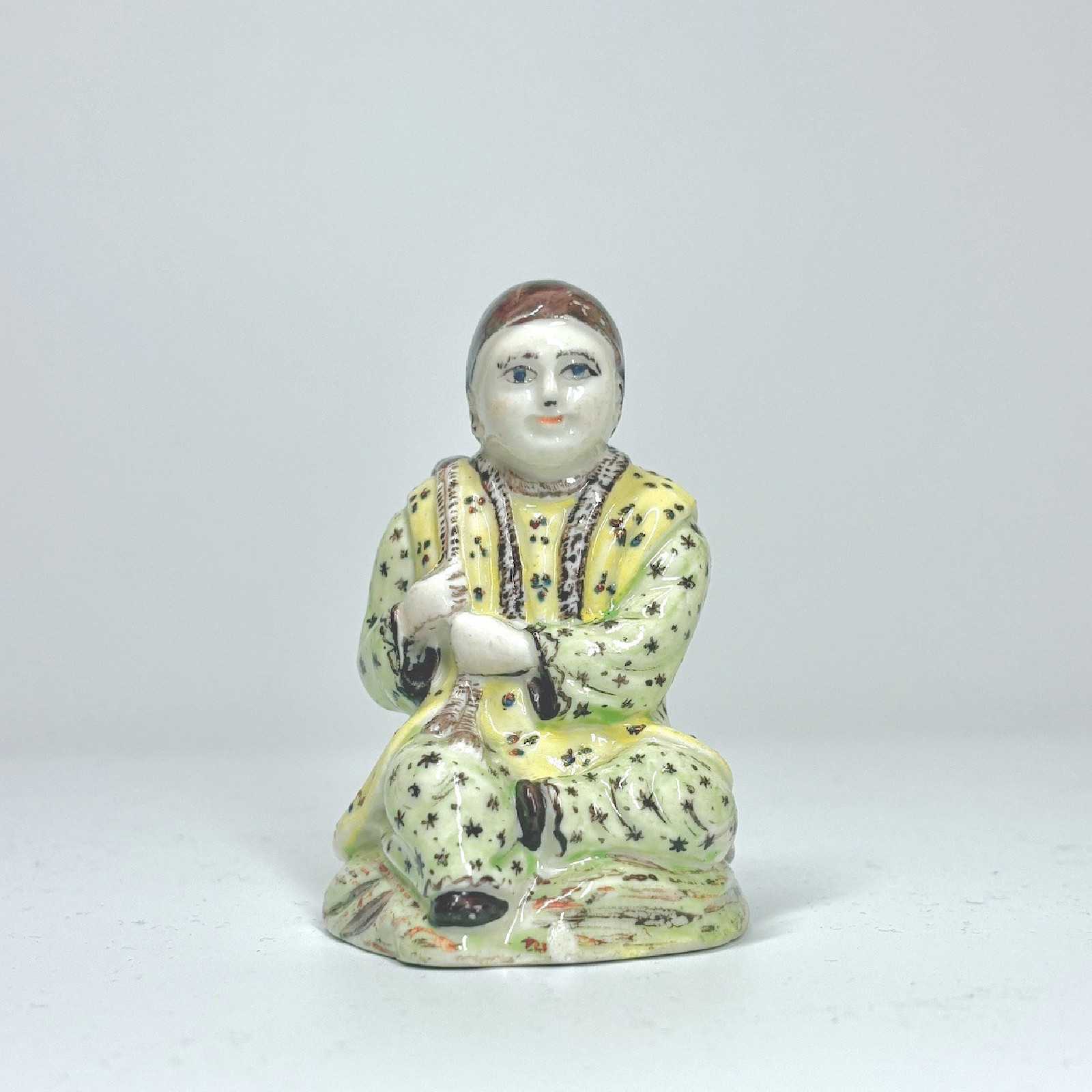 Mennecy soft-paste porcelain statuette - Eighteenth century