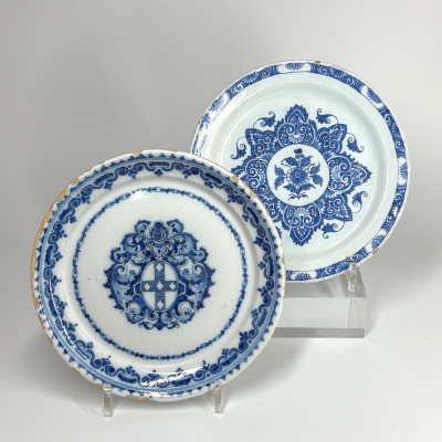Two Lille faience plates - Early eighteenth century