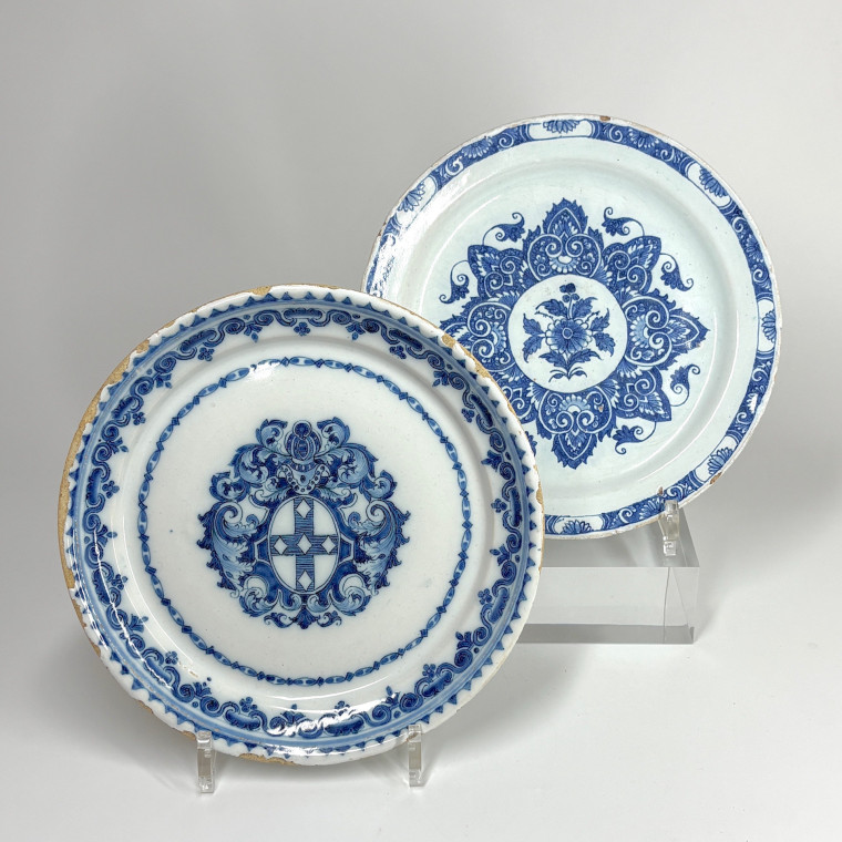 Two Lille faience plates - Early eighteenth century