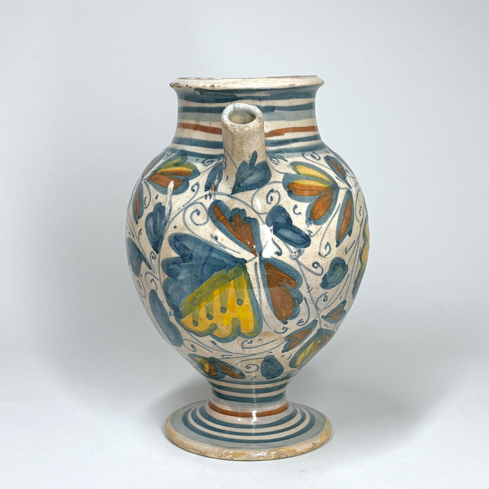 Lyon majolica apothecary's jar - Sixteenth century