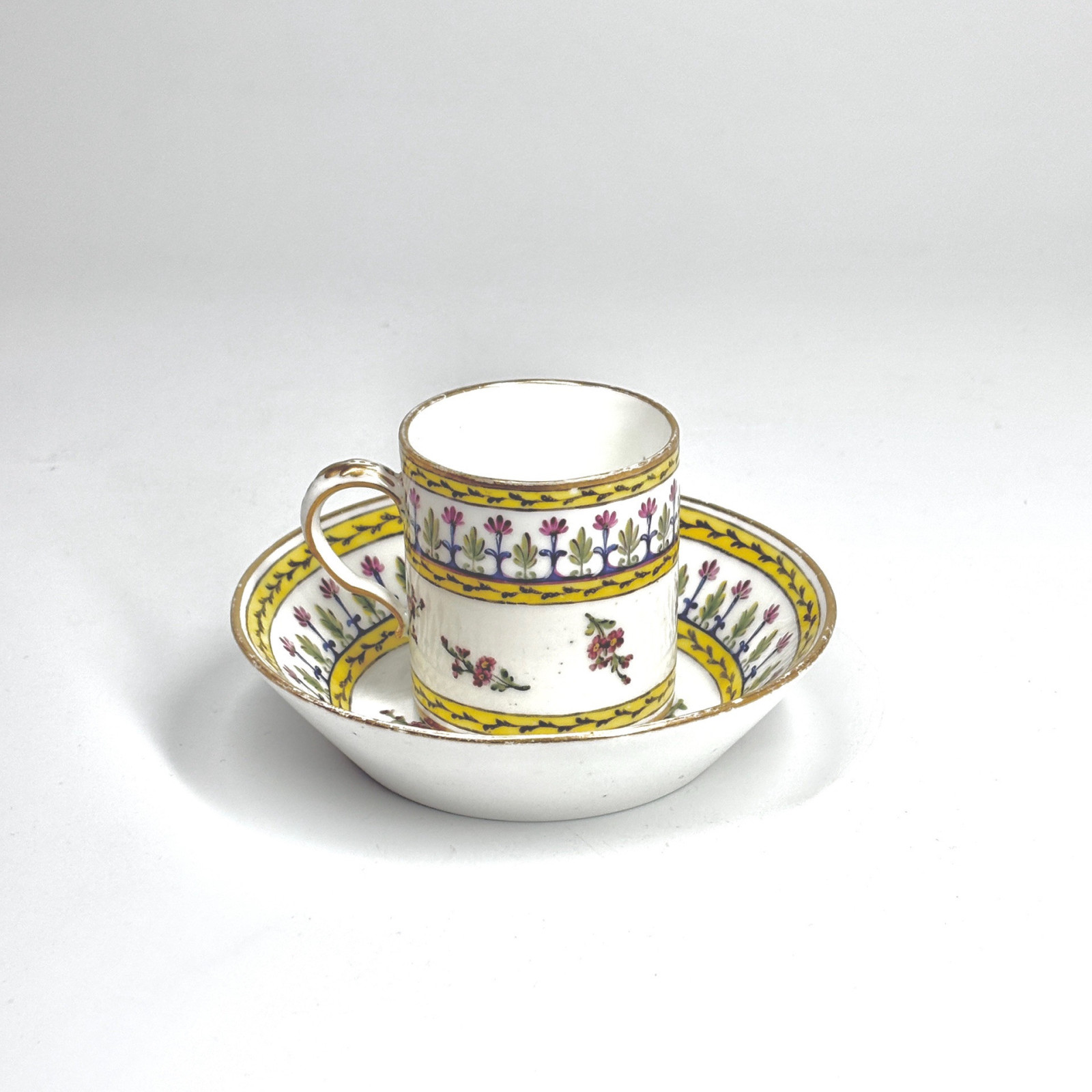 Sèvres porcelain cup and saucer - Eighteenth century