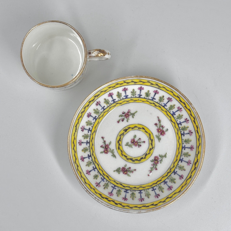 Sèvres porcelain cup and saucer - Eighteenth century