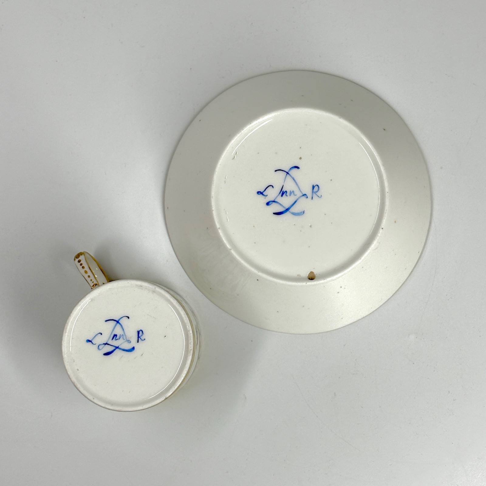 Sèvres porcelain cup and saucer - Eighteenth century