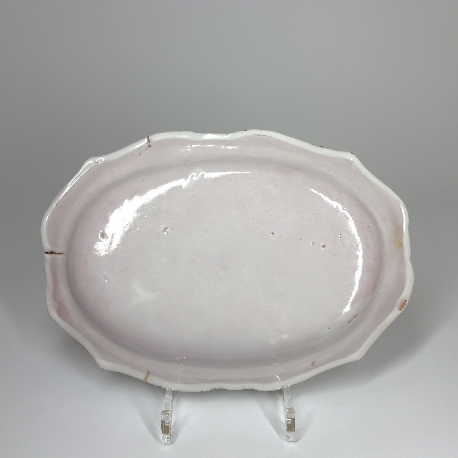 Plat ovale en faïence de Marseille - XVIIIe siècle