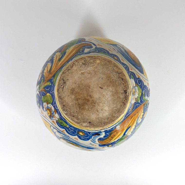 Venetian Majolica Ball Vase - Sixteenth Century