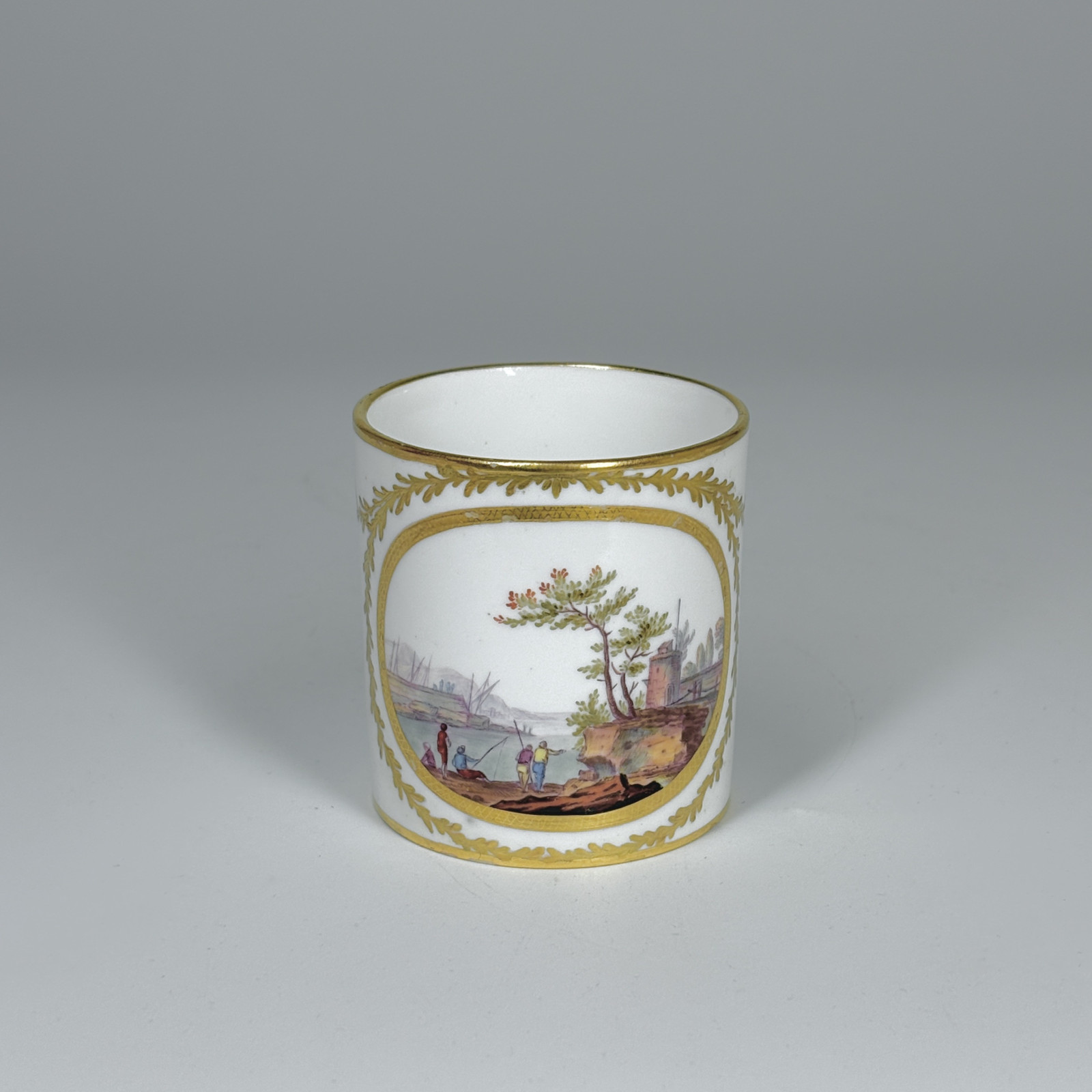 Tasse litron en porcelaine de Sèvres - XVIIIe siècle