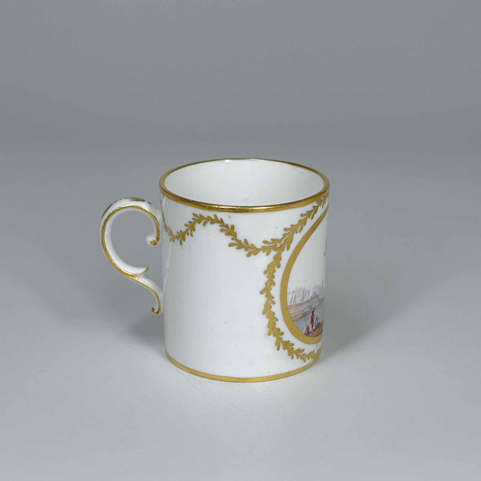 Tasse litron en porcelaine de Sèvres - XVIIIe siècle