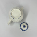 Saint-Cloud soft-paste porcelain teapot – Circa 1710–1720