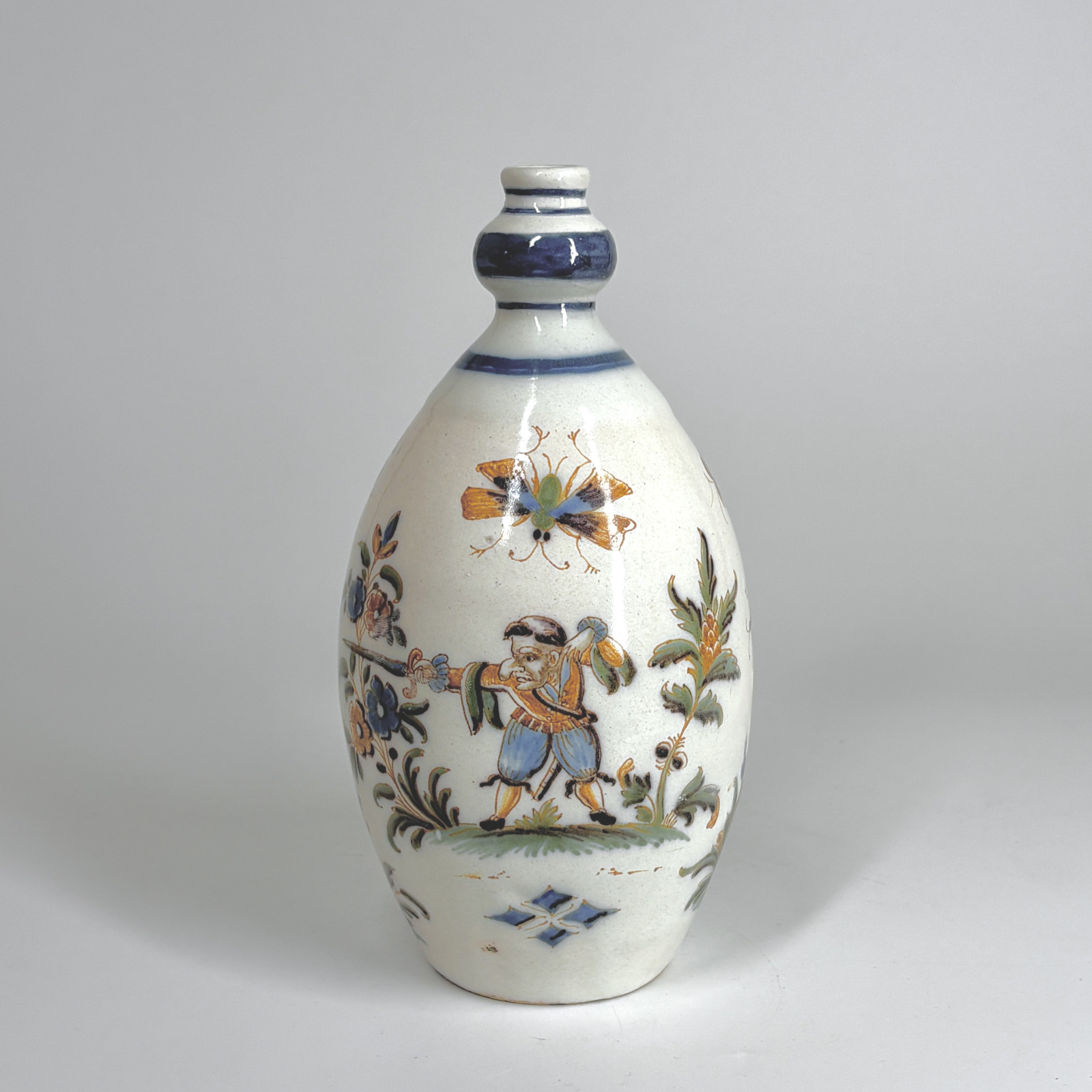 Bouteille en faïence de Lyon à décor de grotesques - XVIIIe siècle - VENDU